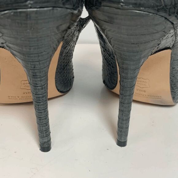 Leon Max Snakeskin Heel - Picture 3 of 8